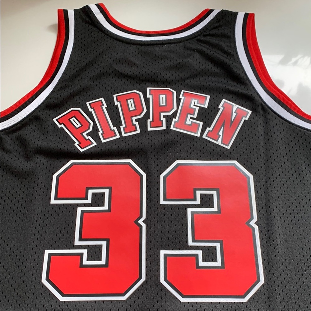Scottie Pippen Chicago Bulls Mitchell & Ness Hardwood Classics Jersey